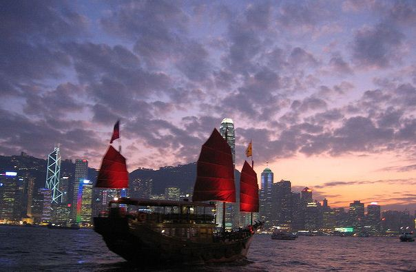 Essence of Hong Kong and Beijing Tour