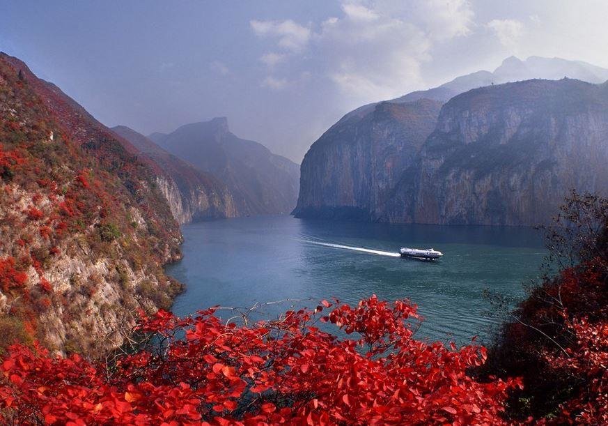 Relaxing Time on Yangtze River Cruise