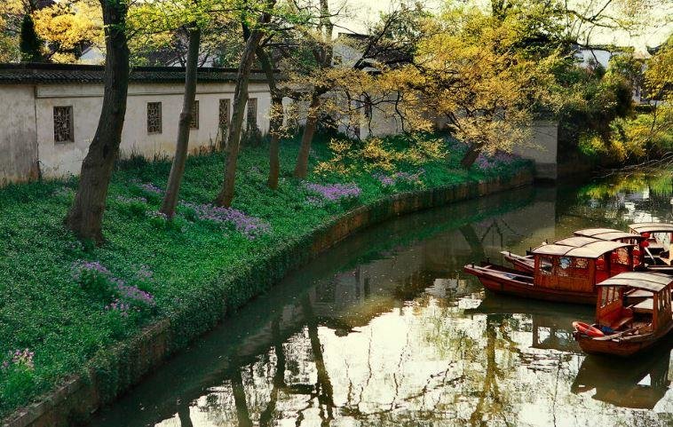 Beijing, Shanghai and Suzhou Highlight Tour