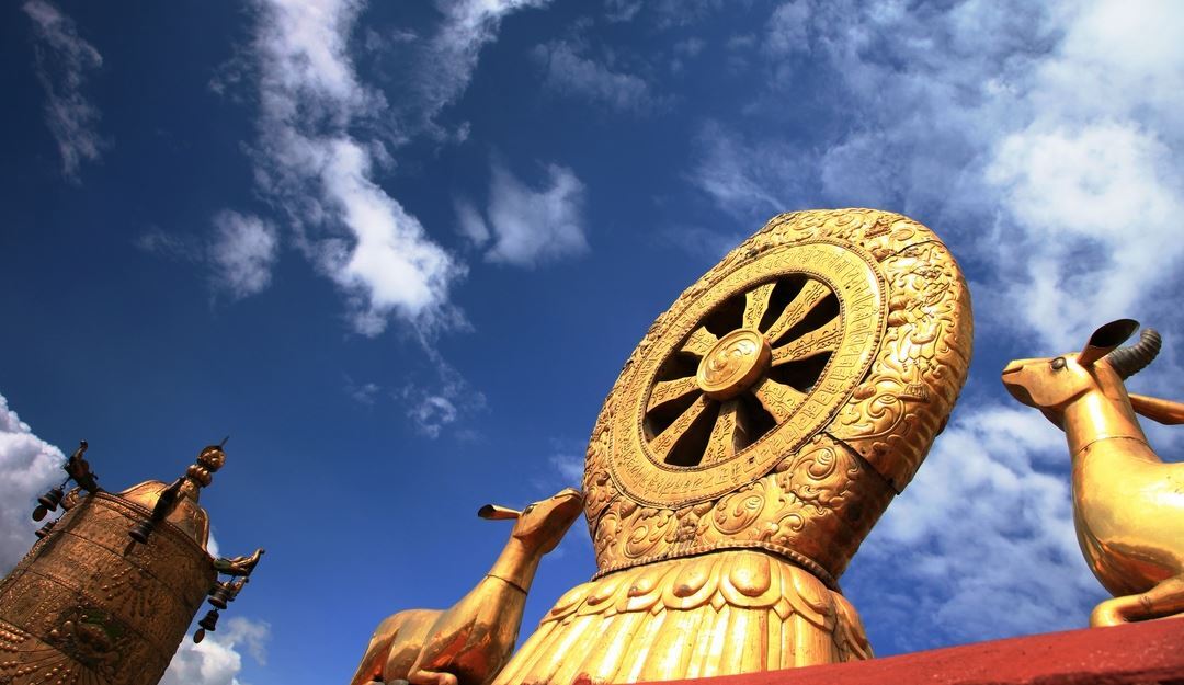 A Glance at Lhasa