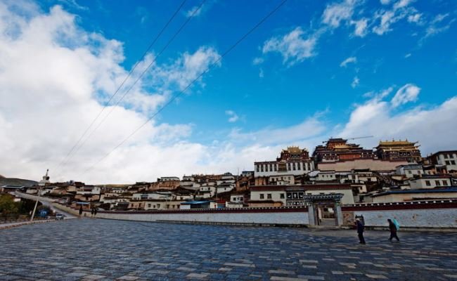 Songzanlin Temple