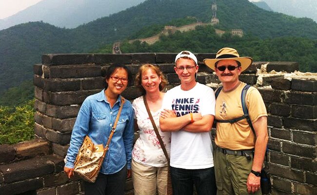 Customers in the Great Wall