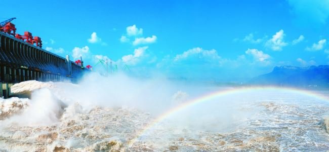 Oriental Express: Xinjiang Tour with Yangtze River Cruise