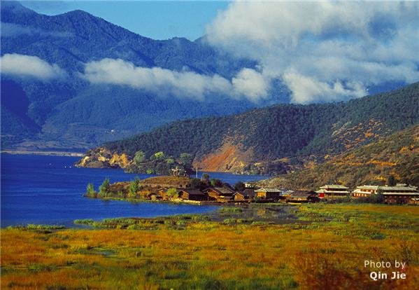 lugu lake