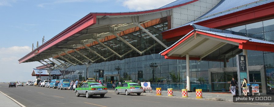 One-way Private Transfer Between Lijiang Airport and Hotel