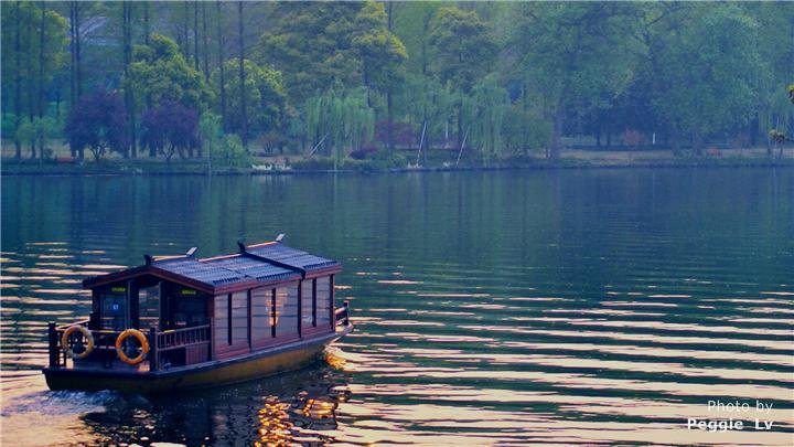 One-Day Classic Hangzhou Tour