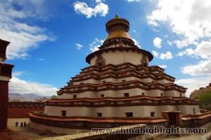 Tibet and Qinghai Adventure by Shangri-La Express from Lhasa to Beijing