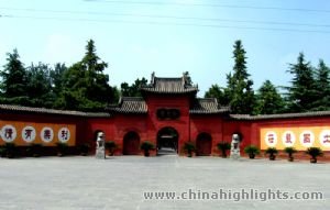 Luoyang Side Tour