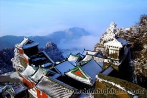 Yangtze River Experience with Wudang Mountain 