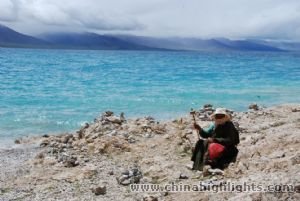 Visit the Best of Tibet and Extend to Kathmandu Seat-in-coach Tour
