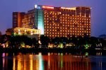 Guilin Lijiang Waterfall Hotel