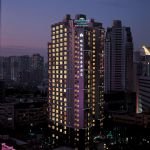 Howard Johnson All Suites Hotel
