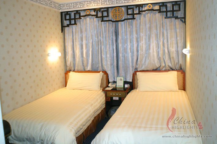 Standard cabin