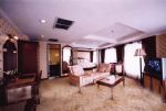 Shangri-la Suite