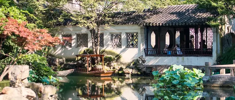 Lingering Garden