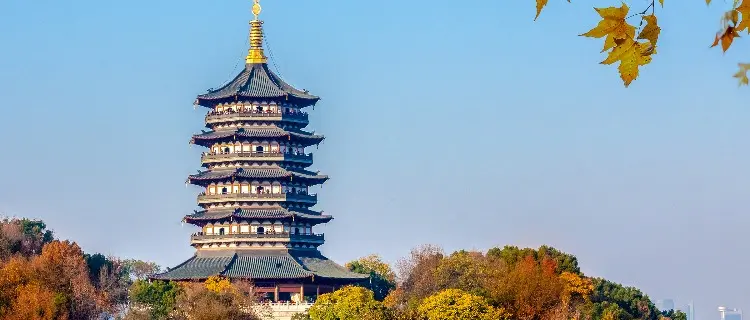 Leifeng Pagoda in Evening Glow